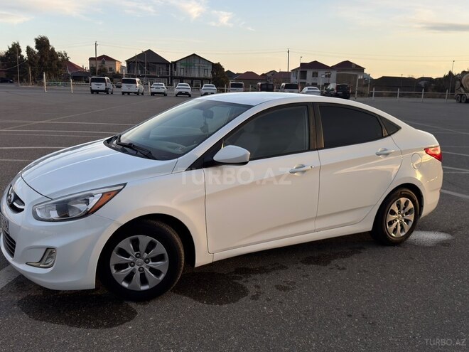 Hyundai Accent 2015, 225,308 km - 1.6 l - Bakı