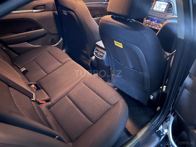Hyundai Elantra 2019, 144,000 km - 2.0 l - Bakı