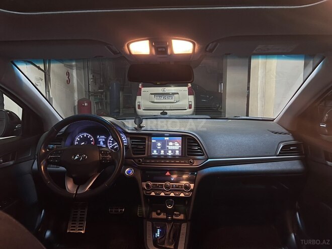 Hyundai Elantra 2019, 144,000 km - 2.0 l - Bakı