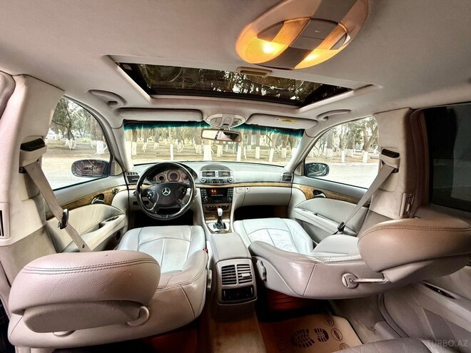 Mercedes E 270 2002, 321,543 km - 2.7 l - Sumqayıt