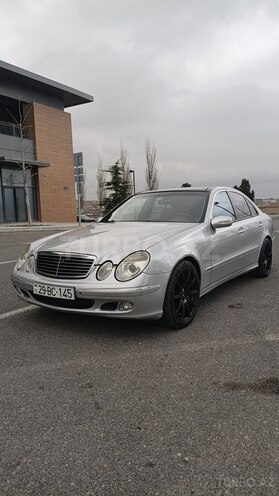 Mercedes E 270 2002, 330,000 km - 2.7 l - Bakı