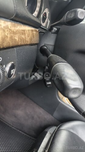 Mercedes E 270 2002, 330,000 km - 2.7 l - Bakı