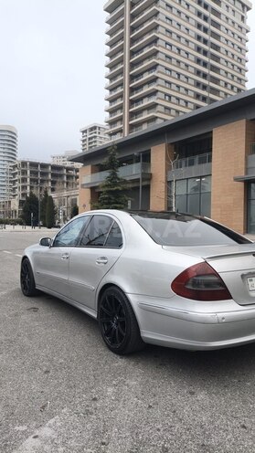 Mercedes E 270 2002, 330,000 km - 2.7 l - Bakı