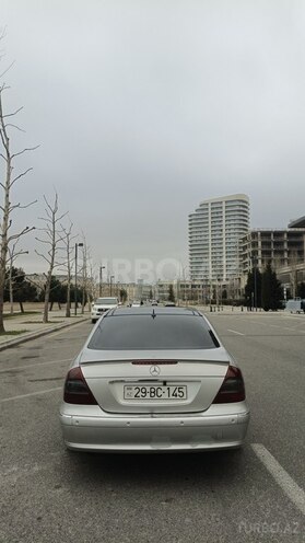 Mercedes E 270 2002, 330,000 km - 2.7 l - Bakı