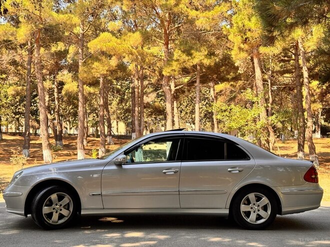 Mercedes E 270 2004, 410,000 km - 2.7 л - Sumqayıt