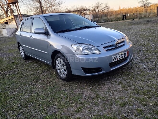 Toyota Corolla 2005, 395,000 km - 1.4 л - Bakı