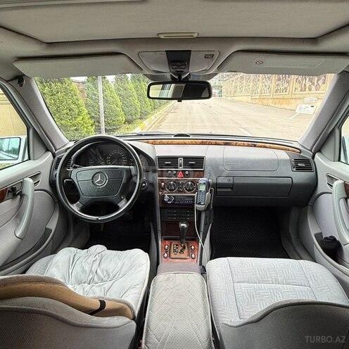 Mercedes C 240 1999, 280,480 km - 2.4 l - Bakı