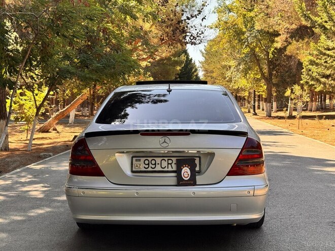 Mercedes E 270 2004, 410,000 km - 2.7 л - Sumqayıt