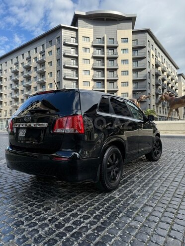 Kia Sorento-5