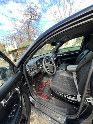 Kia Sorento-14