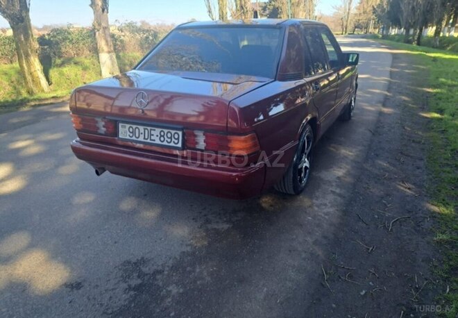 Mercedes 190 1988, 300,000 km - 2.0 l - Lənkəran