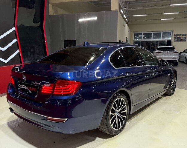 BMW 528-11