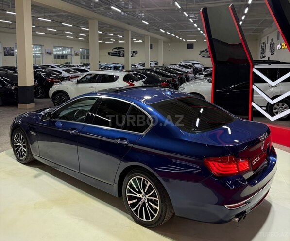 BMW 528-9