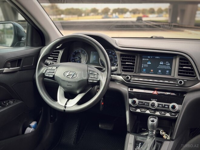 Hyundai Elantra 2019, 120,000 km - 2.0 l - Bakı