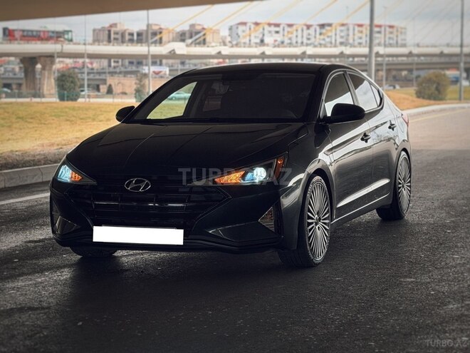 Hyundai Elantra 2019, 120,000 km - 2.0 l - Bakı