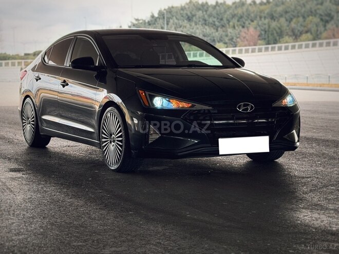 Hyundai Elantra 2019, 120,000 km - 2.0 l - Bakı
