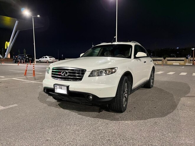 Infiniti FX35-3