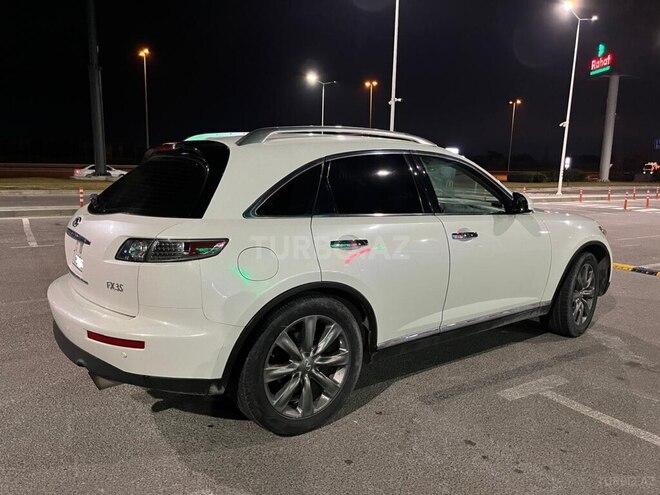 Infiniti FX35-4