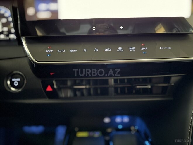 Toyota Camry-25