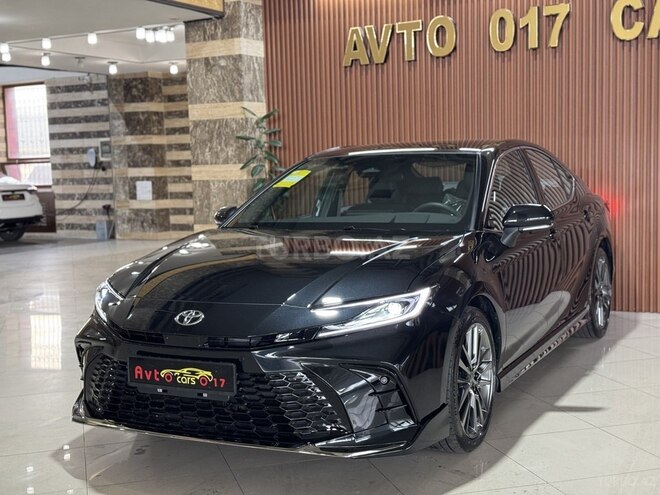 Toyota Camry-5