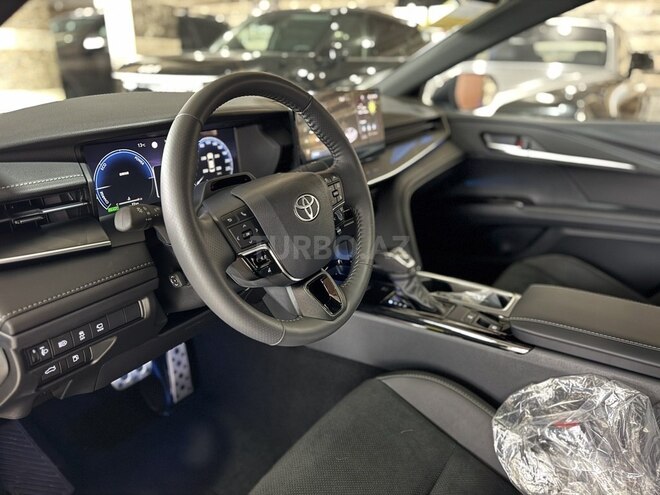 Toyota Camry-12