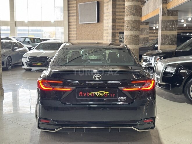 Toyota Camry-10