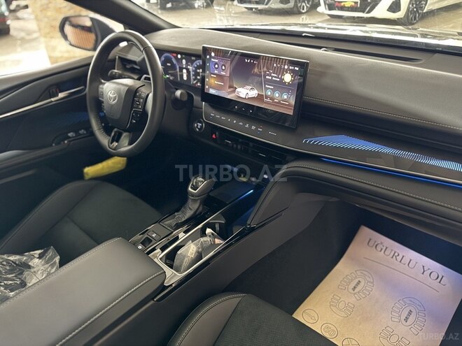 Toyota Camry-18