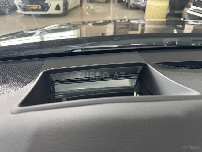 Toyota Camry-21