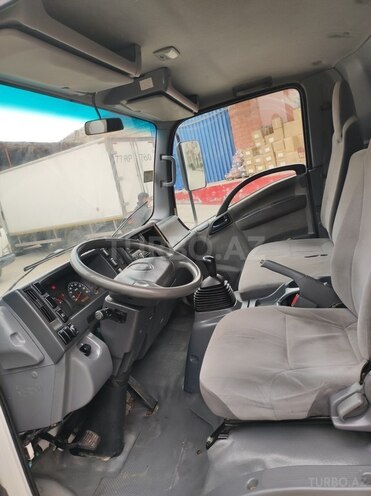 Isuzu NPR 75 K-8