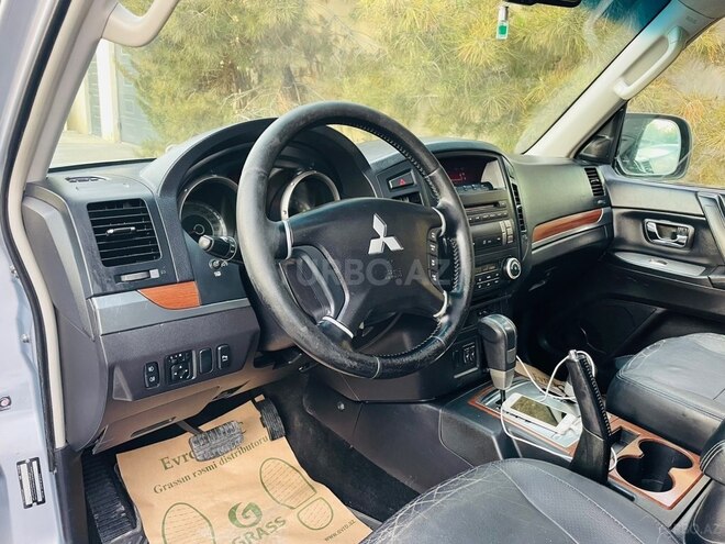 Mitsubishi Pajero 2007, 234,559 km - 3.0 л - Bakı