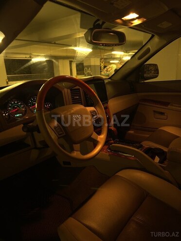 Jeep Grand Cherokee-11