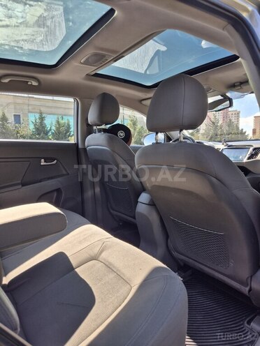 Kia Sportage 2011, 172,200 km - 2.0 l - Bakı
