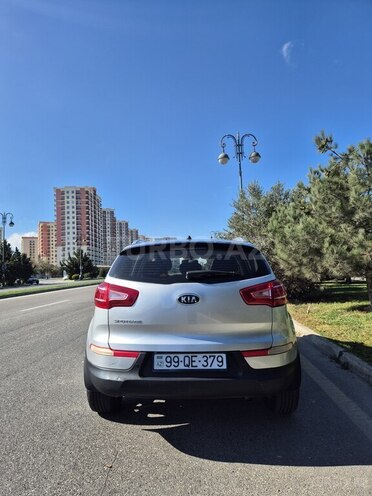 Kia Sportage 2011, 172,200 km - 2.0 l - Bakı