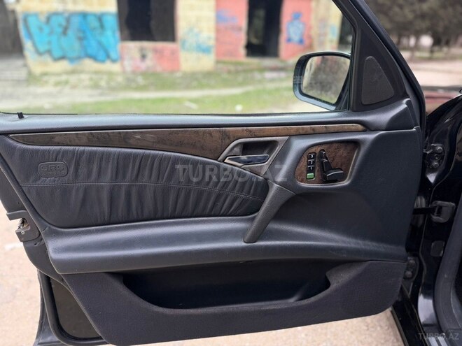 Mercedes E 200 1998, 390,000 km - 2.0 l - Bakı