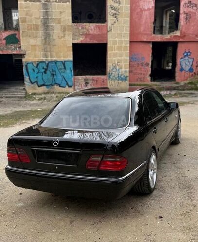 Mercedes E 200 1998, 390,000 km - 2.0 l - Bakı