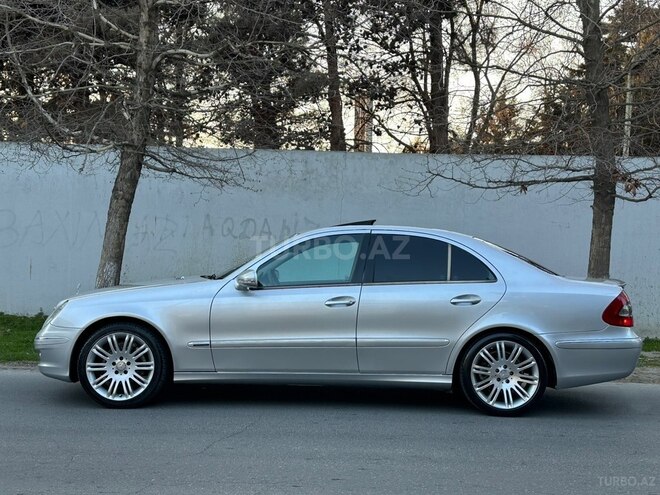 Mercedes E 240 2002, 285,250 km - 2.6 l - Bakı