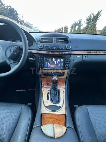 Mercedes E 240 2002, 285,250 km - 2.6 l - Bakı