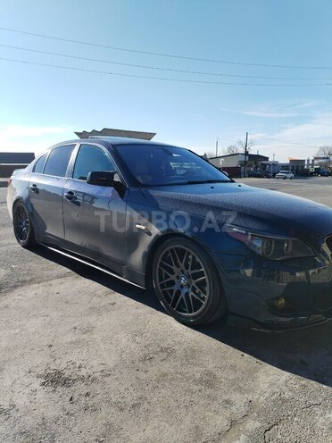 BMW 530 2004, 374,500 km - 3.0 l - Zaqatala