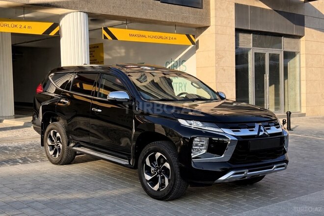 Mitsubishi Pajero Sport-2