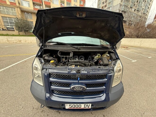 Ford Transit 2010, 185,000 km - 3.2 l - Bakı