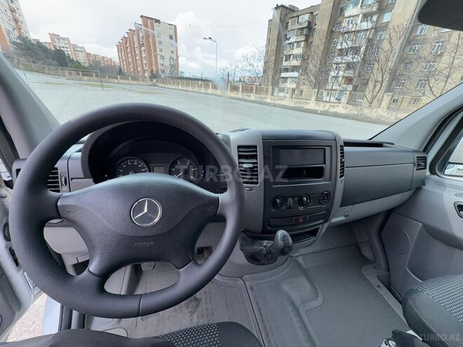 Mercedes Sprinter 310-8
