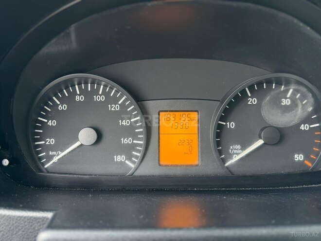Mercedes Sprinter 310-9