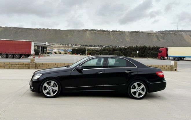 Mercedes E 300 2010, 183,858 km - 3.5 l - Masallı