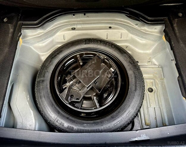 Mercedes E 300 2010, 183,858 km - 3.5 l - Masallı