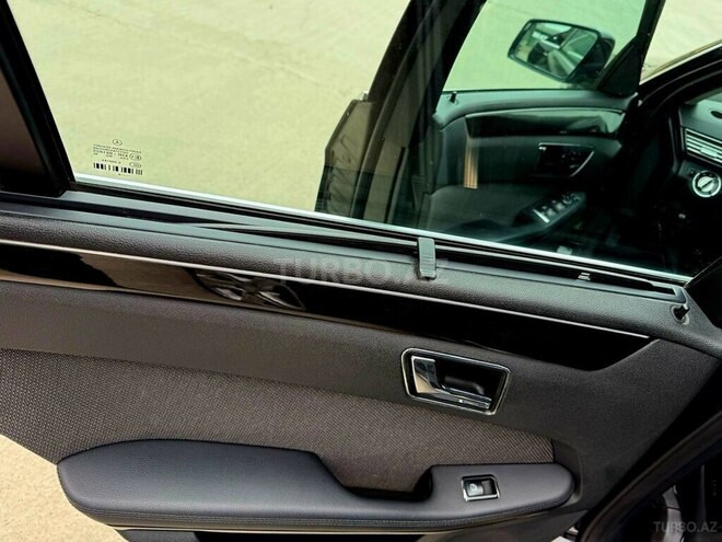 Mercedes E 300 2010, 183,858 km - 3.5 l - Masallı