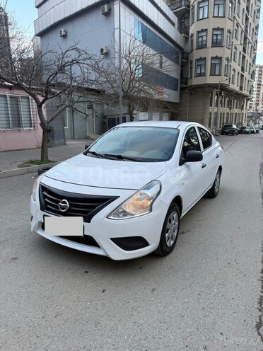 Nissan Sunny 2015, 183,000 km - 1.5 л - Bakı