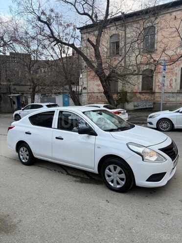 Nissan Sunny 2015, 183,000 km - 1.5 л - Bakı