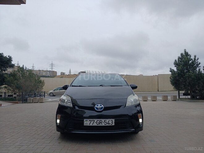 Toyota Prius 2015, 198,000 km - 1.8 л - Bakı
