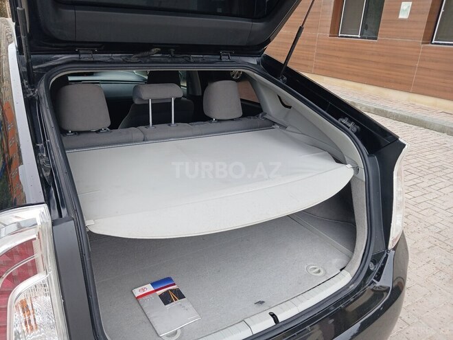 Toyota Prius 2015, 198,000 km - 1.8 л - Bakı