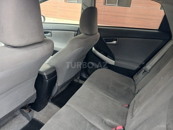 Toyota Prius 2015, 198,000 km - 1.8 л - Bakı